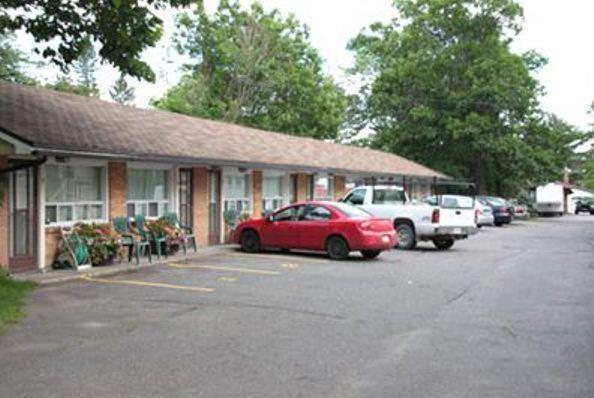 Skyline Motel Sault Ste. Marie Zewnętrze zdjęcie